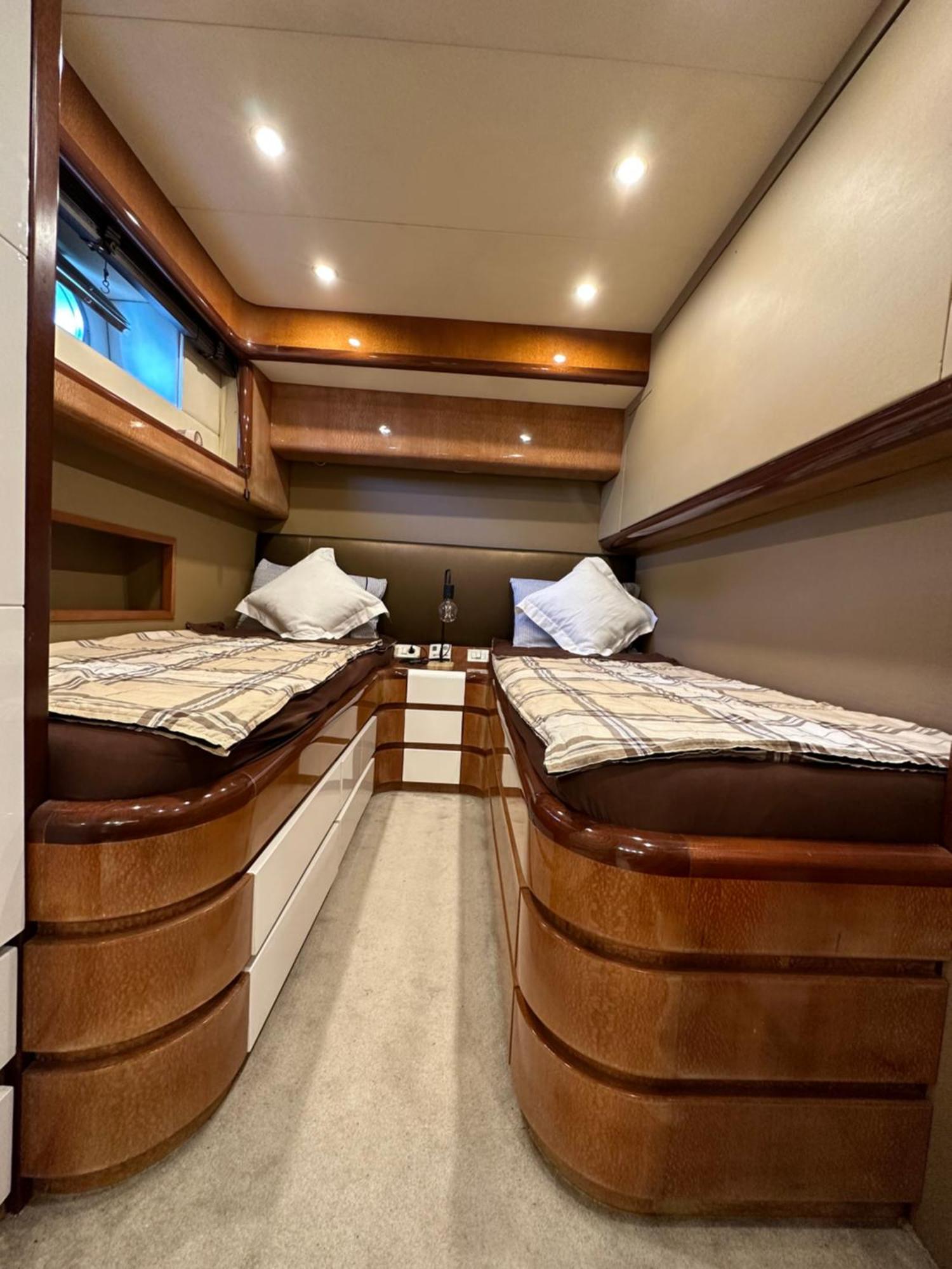 Yacht 20Metros Hotel Сант Адриа де Бесос Екстериор снимка