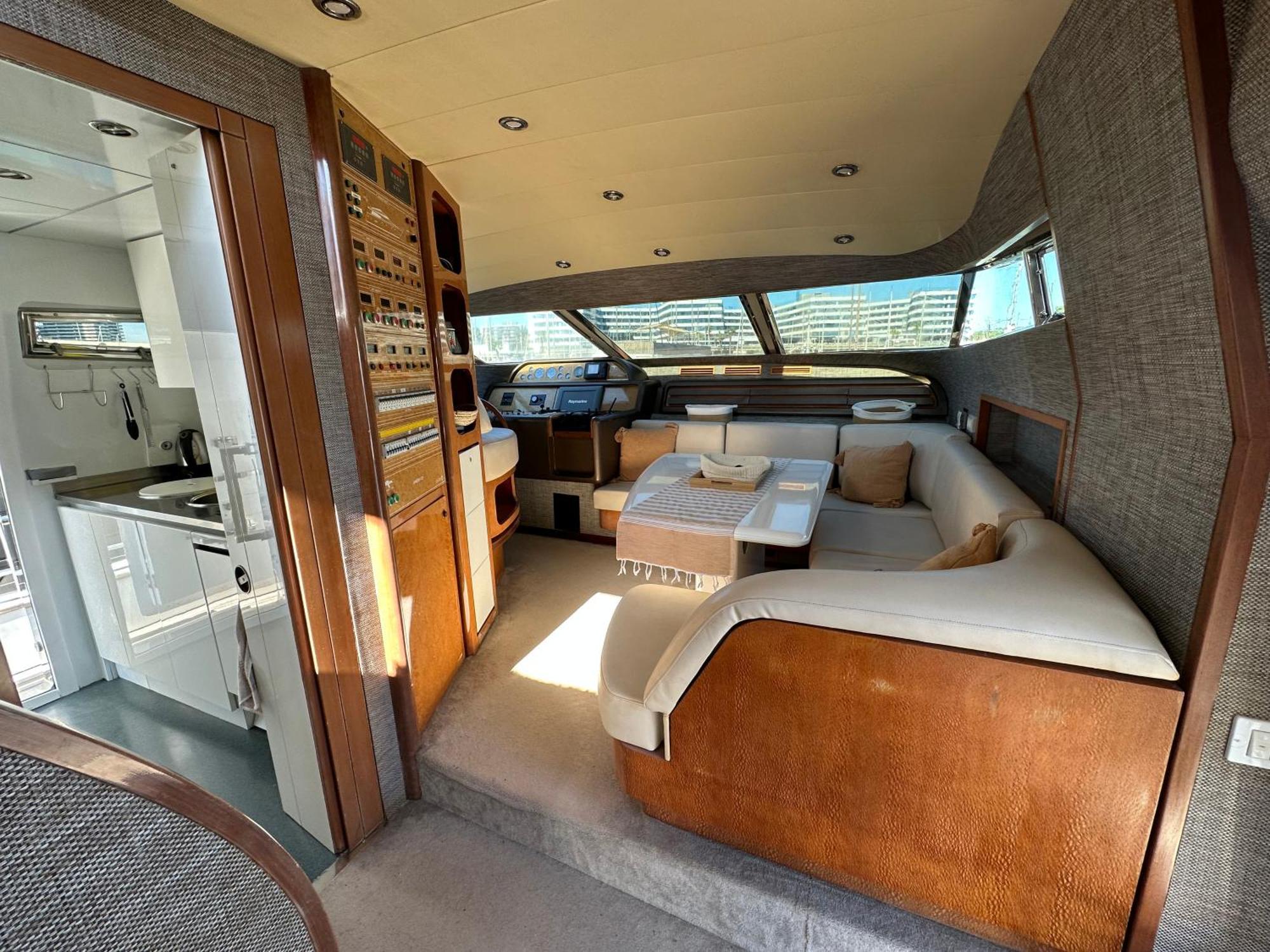Yacht 20Metros Hotel Сант Адриа де Бесос Екстериор снимка